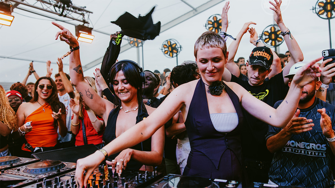 Photo of set Surf 2 Glory.