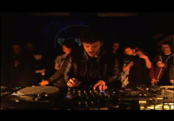 Photo of set Sam Tiba 40 Min Mix.