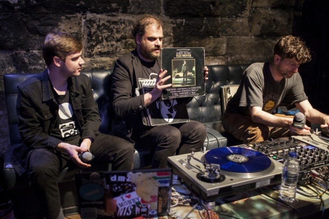 Photo of set Optimo.