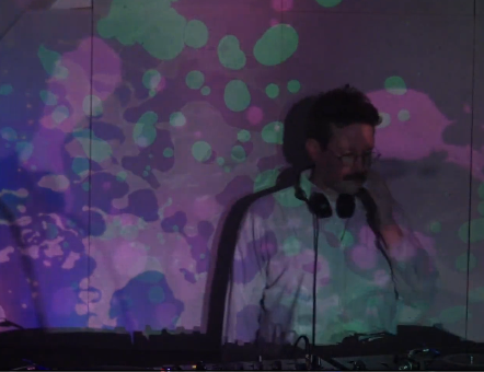 Photo of set Elle Andrews & Leisure Centrale.