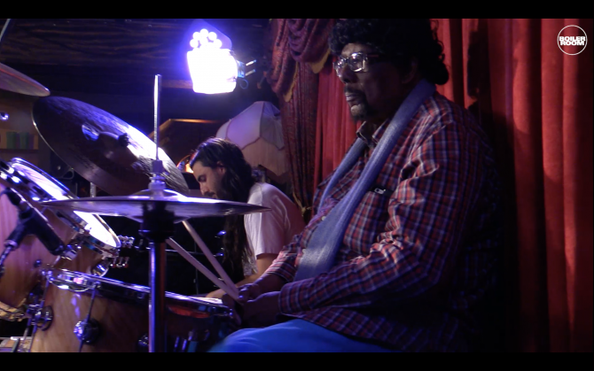 Photo of set Stomach Club with James Gadson.