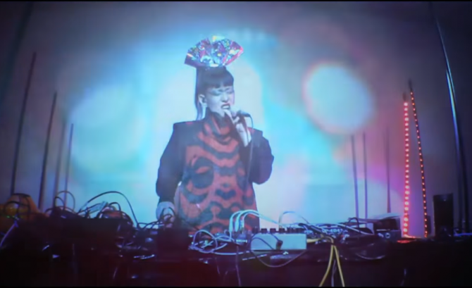 Photo of set Kiki Hitomi.