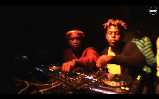 Photo of set Distruction Boyz.