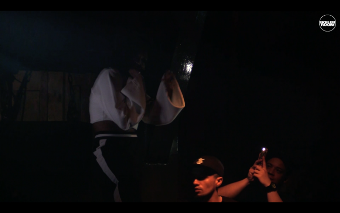 Photo of set Nadia Nakai.