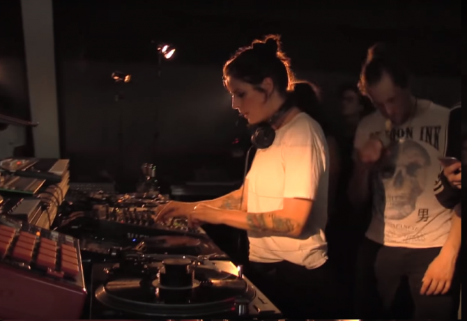 Photo of set Cinthie.