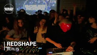 Photo of set Redshape.