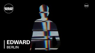 Photo of set Edward.