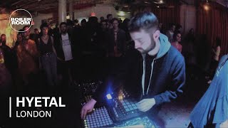 Photo of set Hyetal.