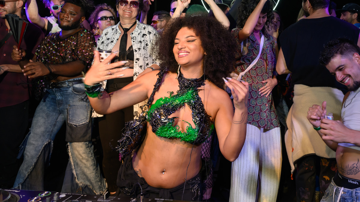 Photo of set Clementaum.