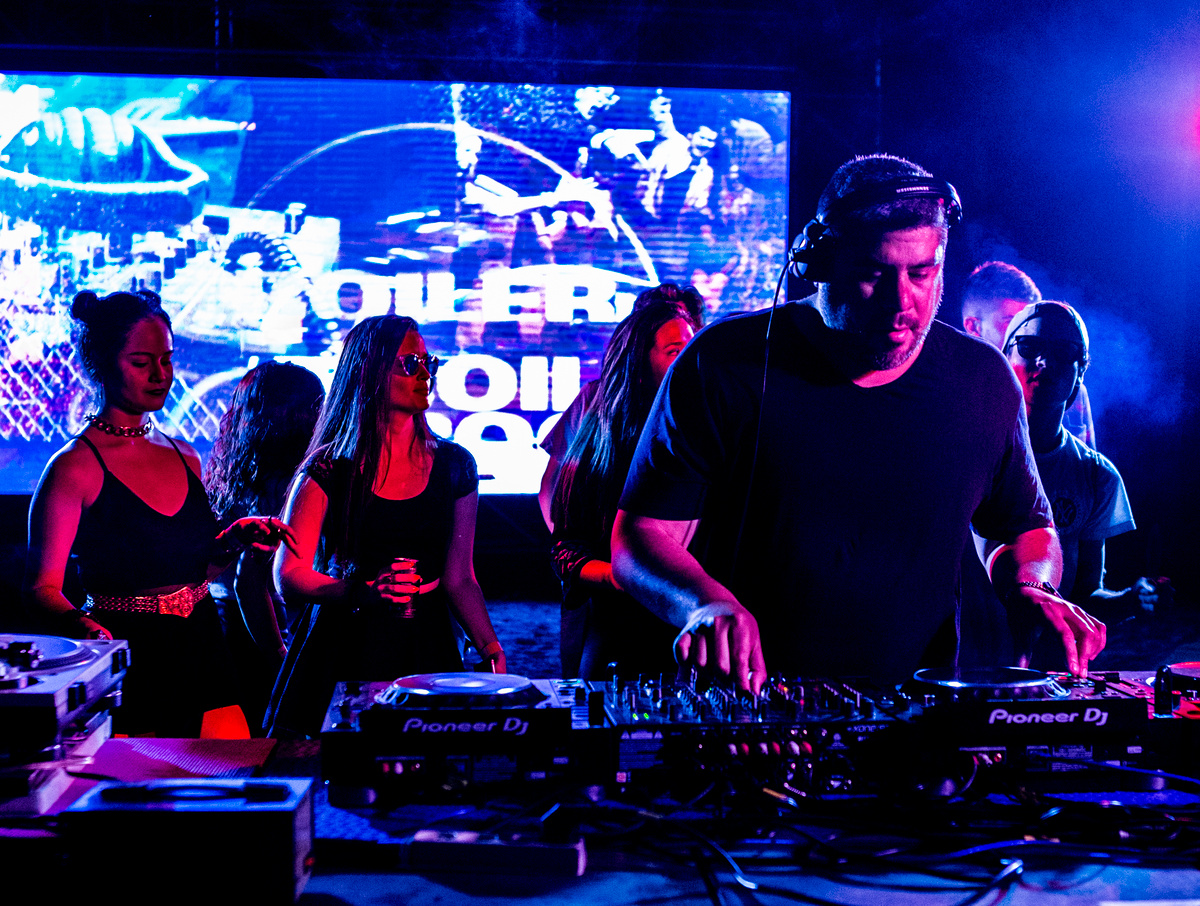 Photo of set Freak G.