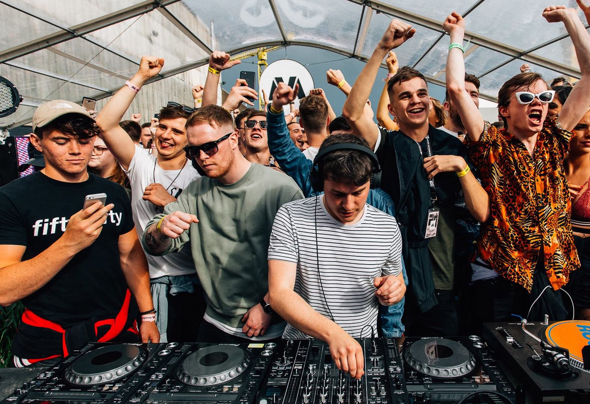 Photo of set Jordan.