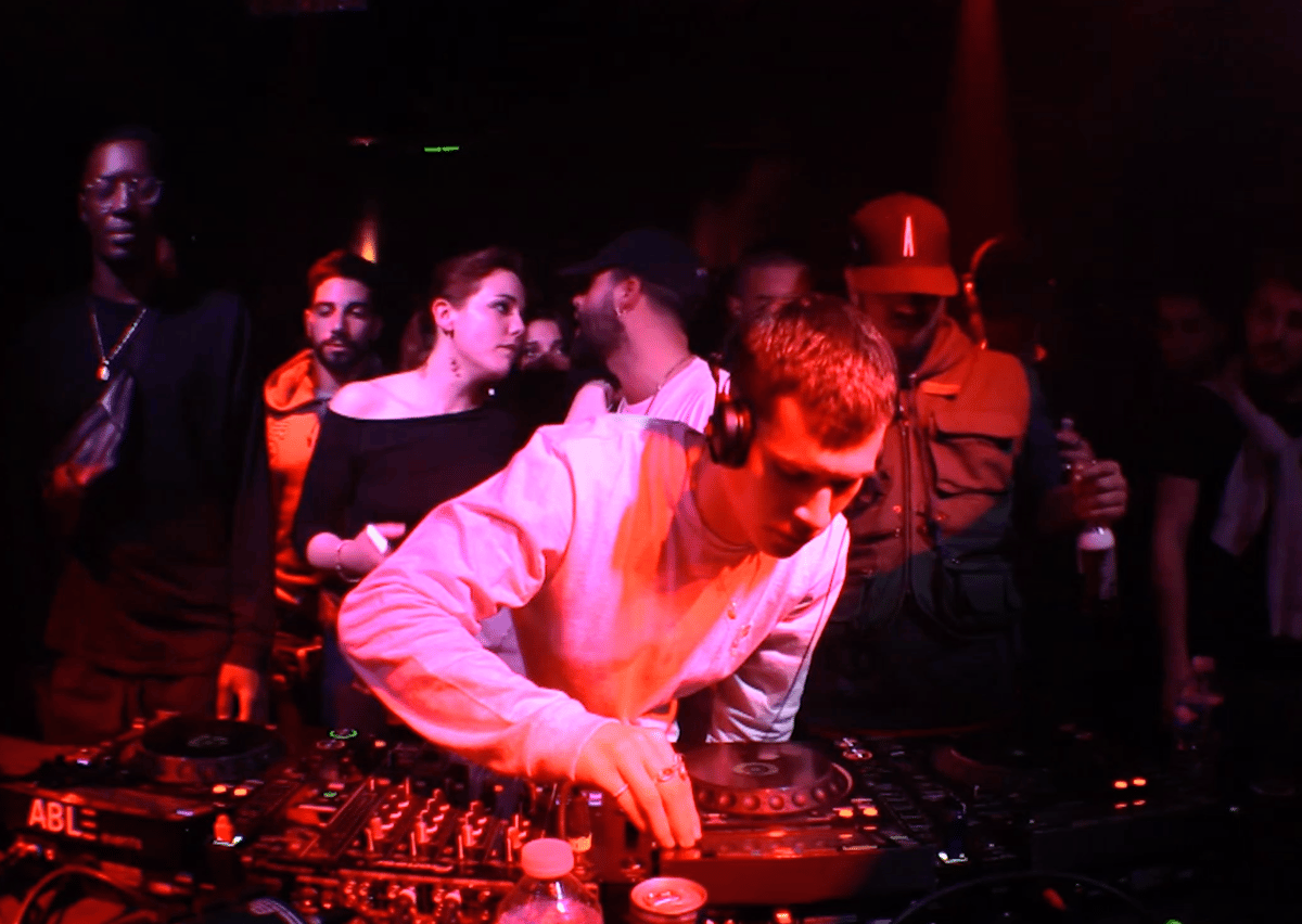 Photo of set Malinké.