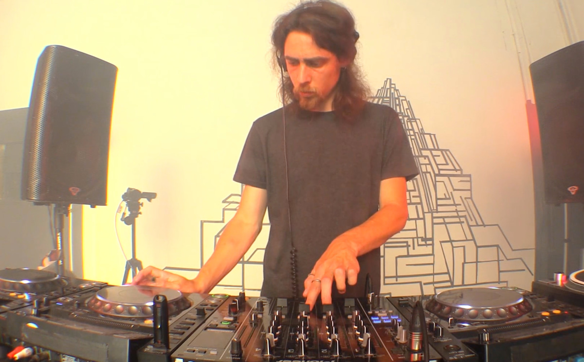 Photo of set Sam KDC.