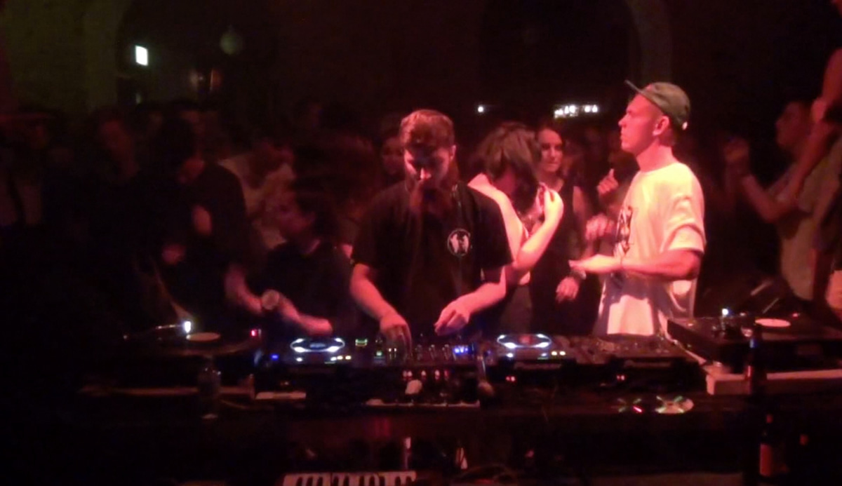 Photo of set Tornado Wallace.