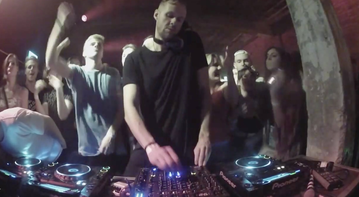 Photo of set Adam Beyer.