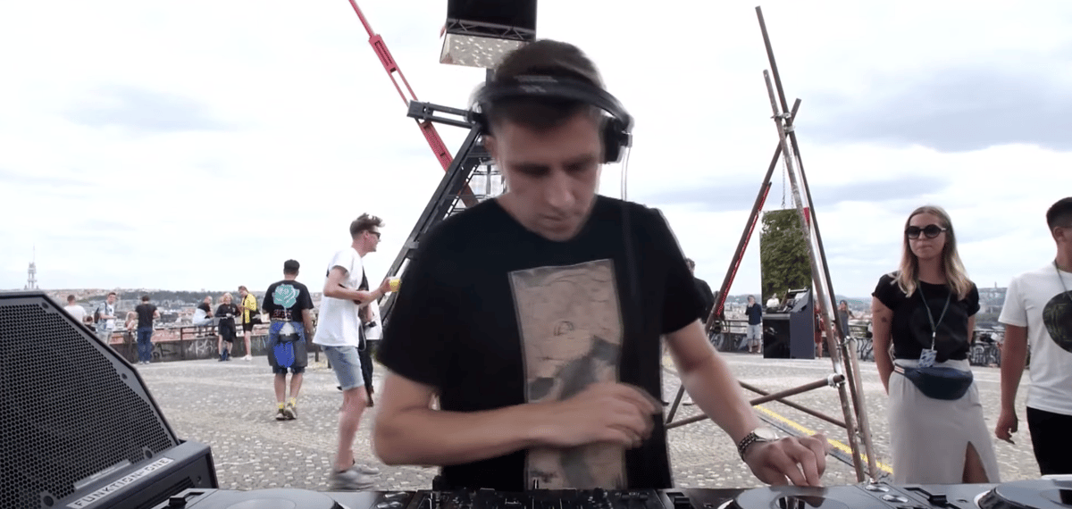 Photo of set Silhouette.