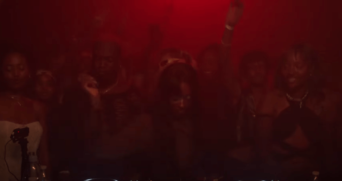 Photo of set Tweaks.