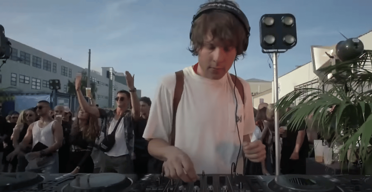 Photo of set DJ Python.