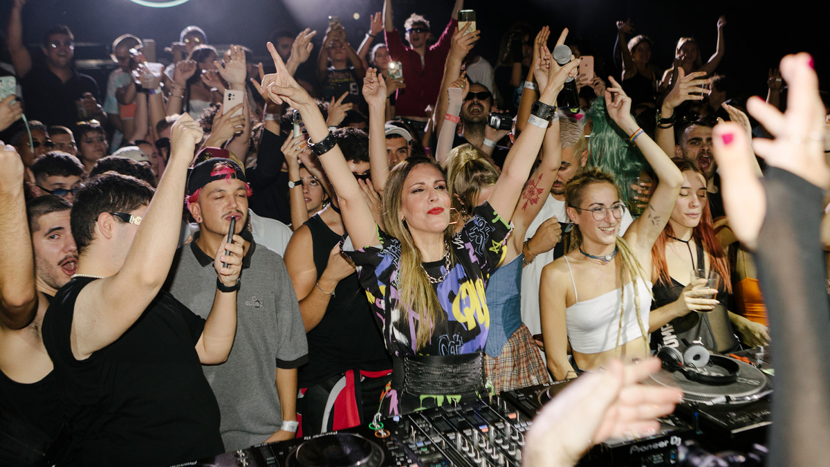 Photo of set Anuschka.