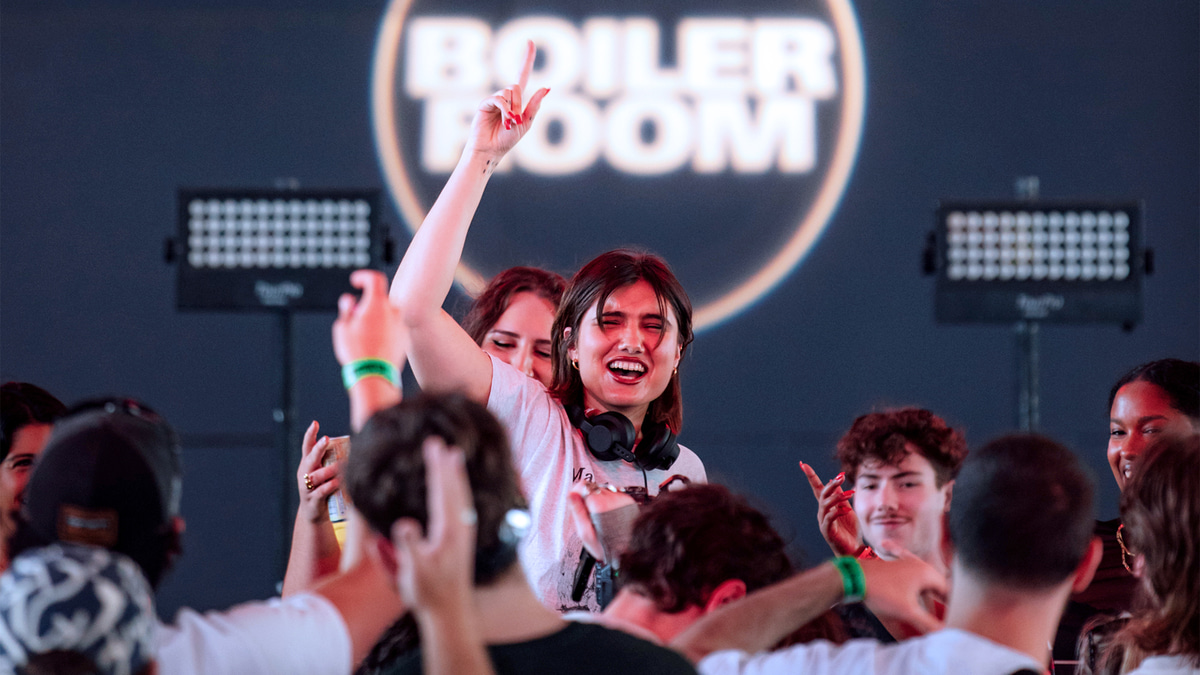 Photo of set Kalyani.