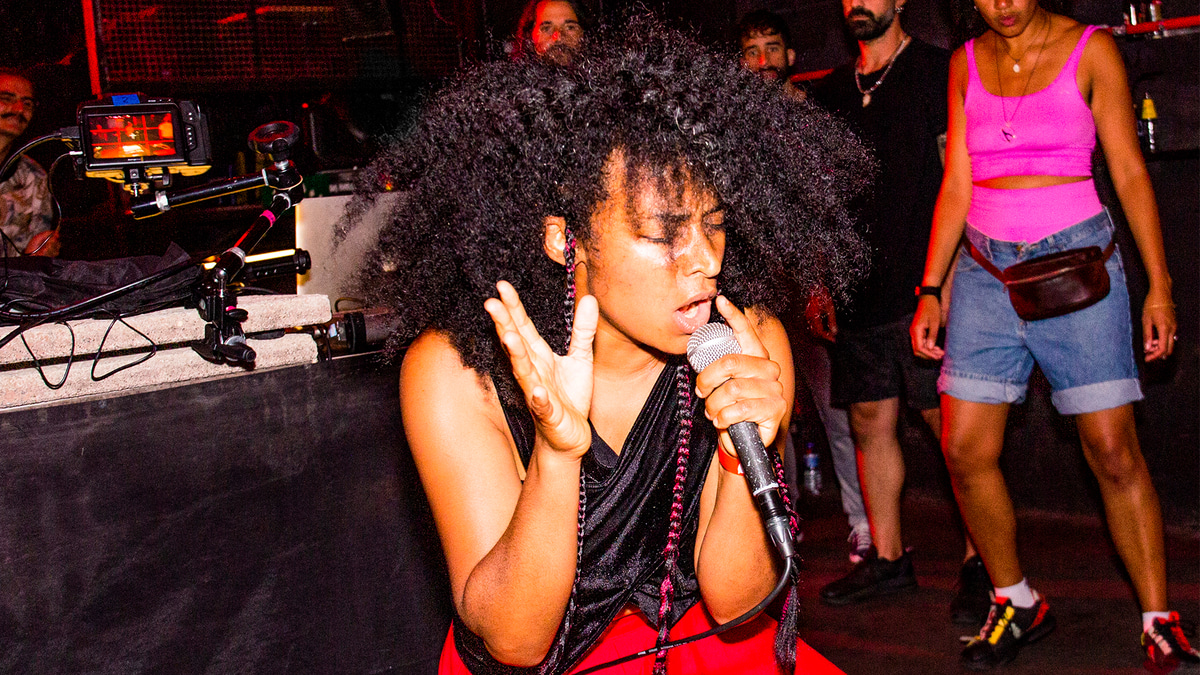 Photo of set Mounqup.