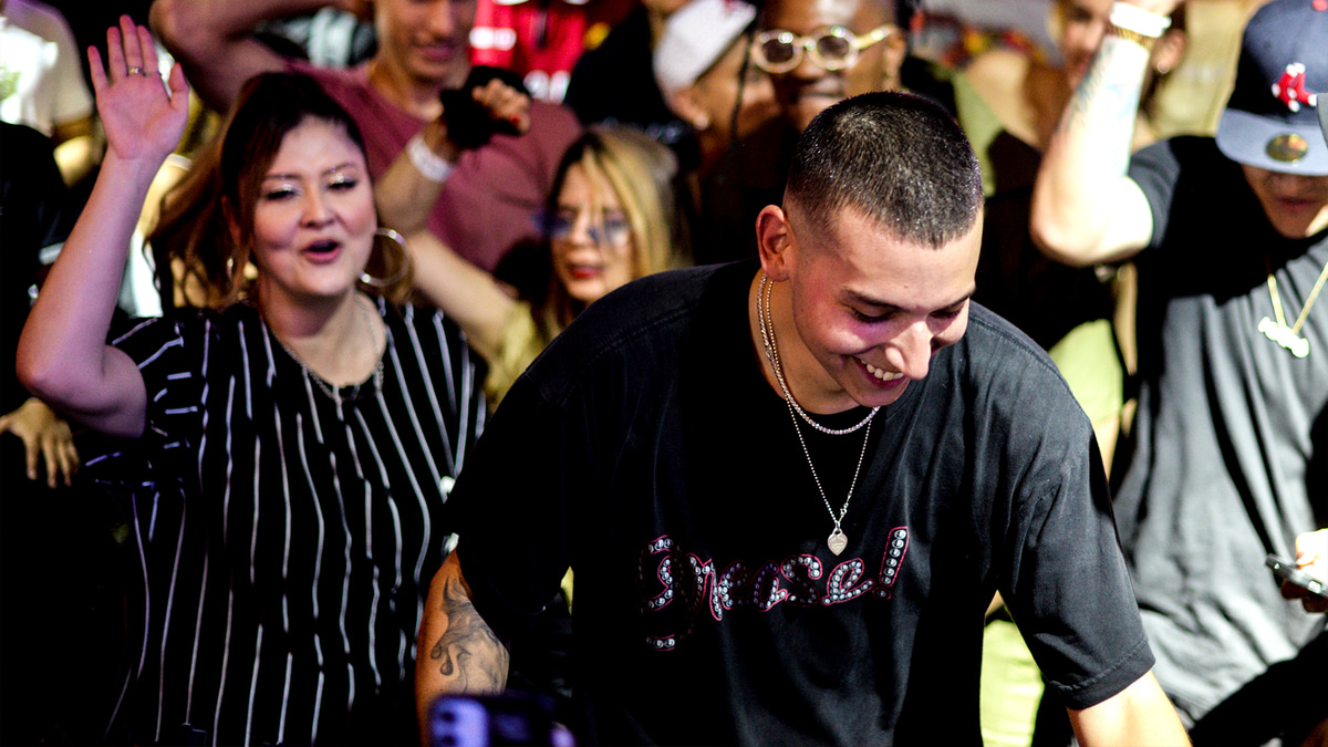 Photo of set Sky Rompiendo.