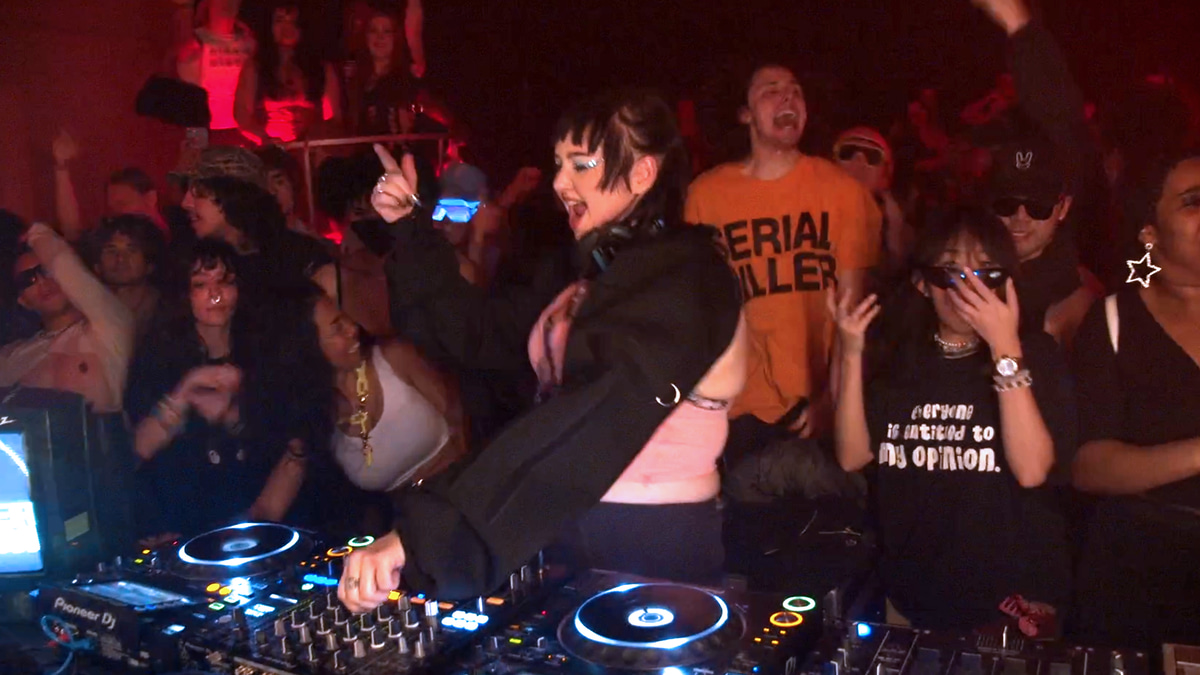 Photo of set Star Eyes.