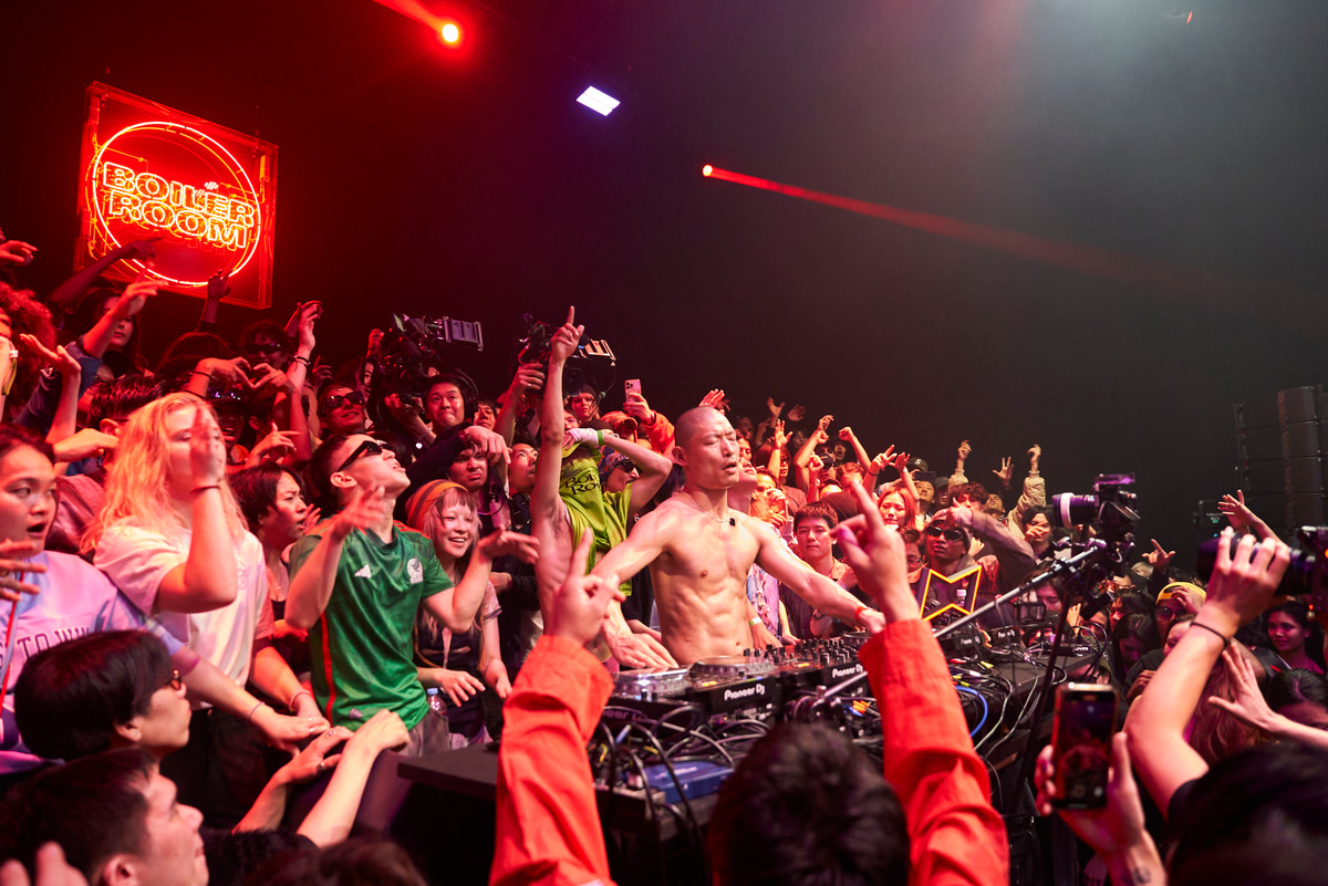 Photo of set ¥ØU$UK€ ¥UK1MAT$U.