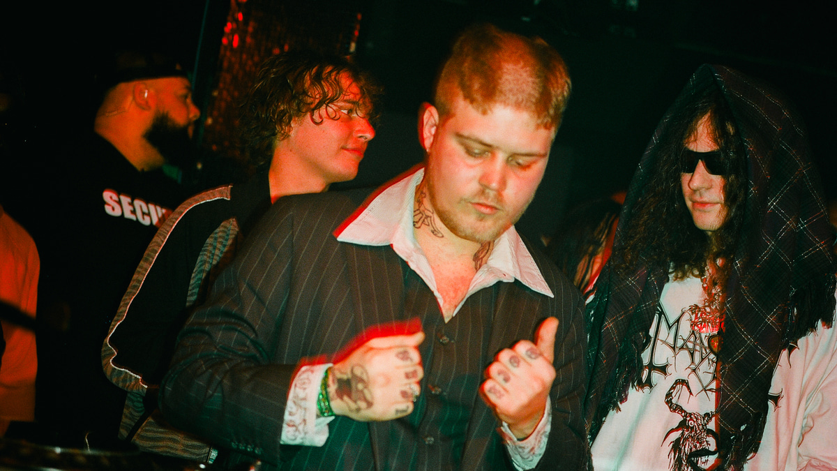 Photo of set Yung Lean.