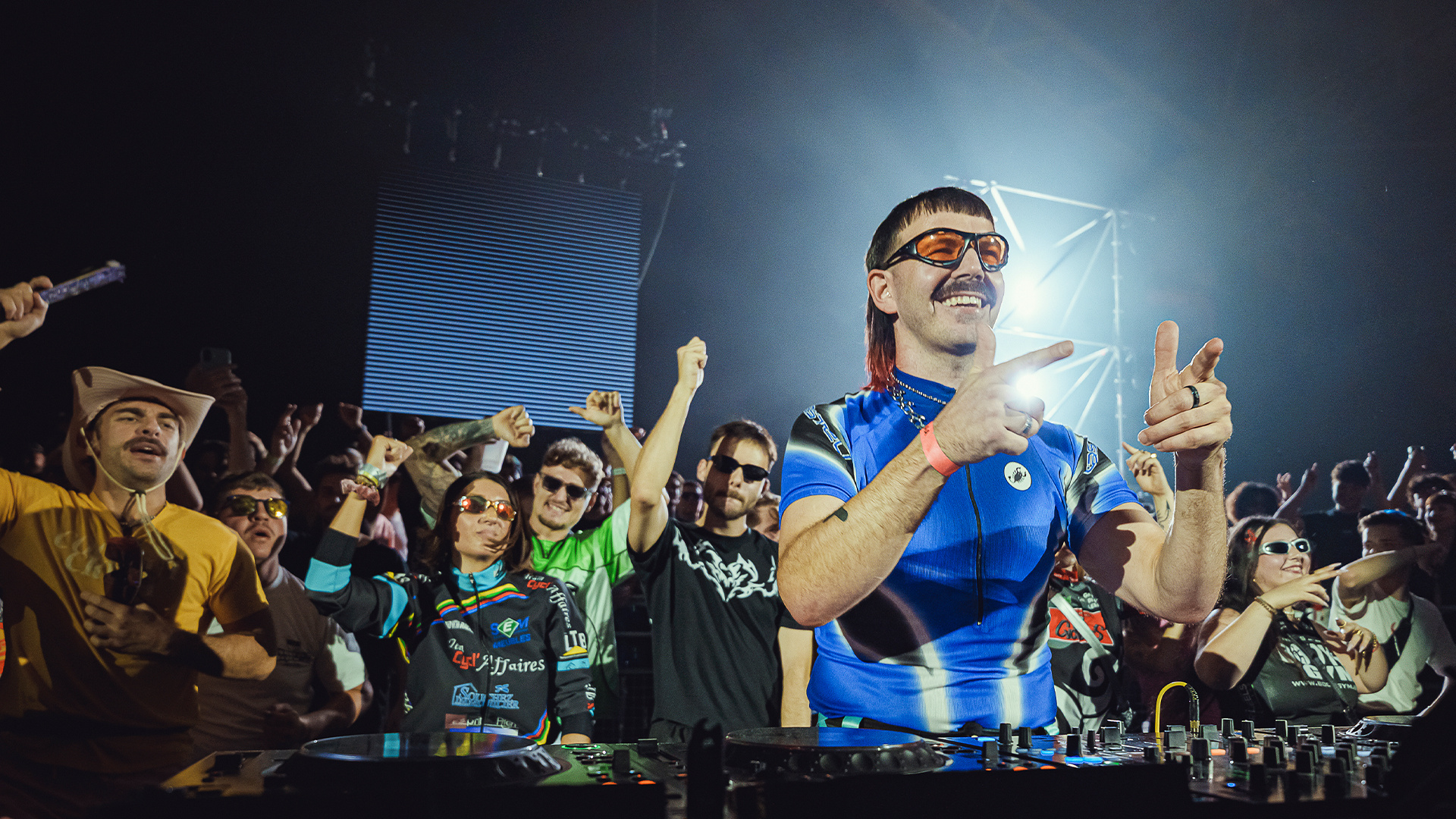 Flyer for event Panteros666.